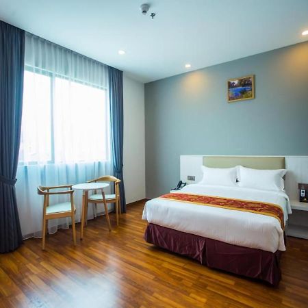 Austin Park Hotel Johor Bahru Exterior photo