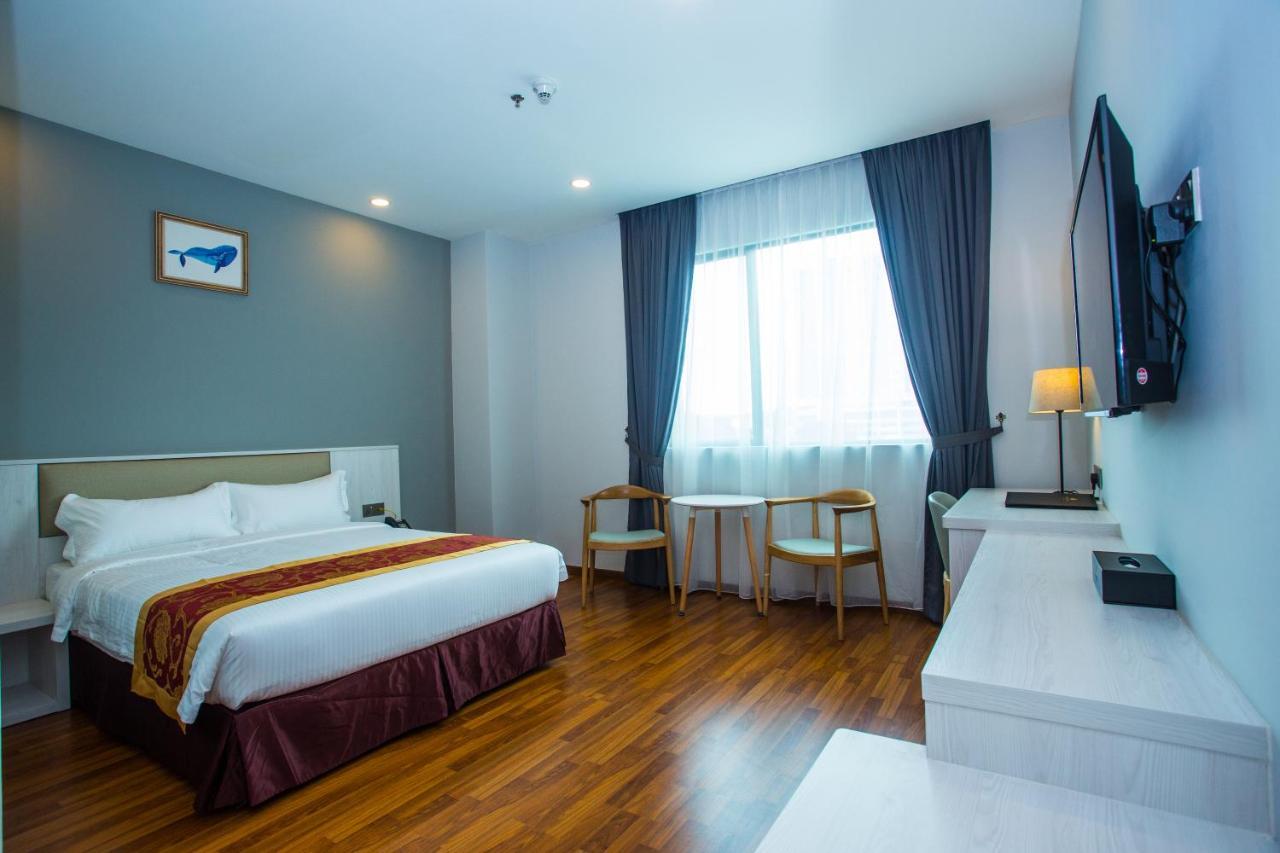 Austin Park Hotel Johor Bahru Exterior photo