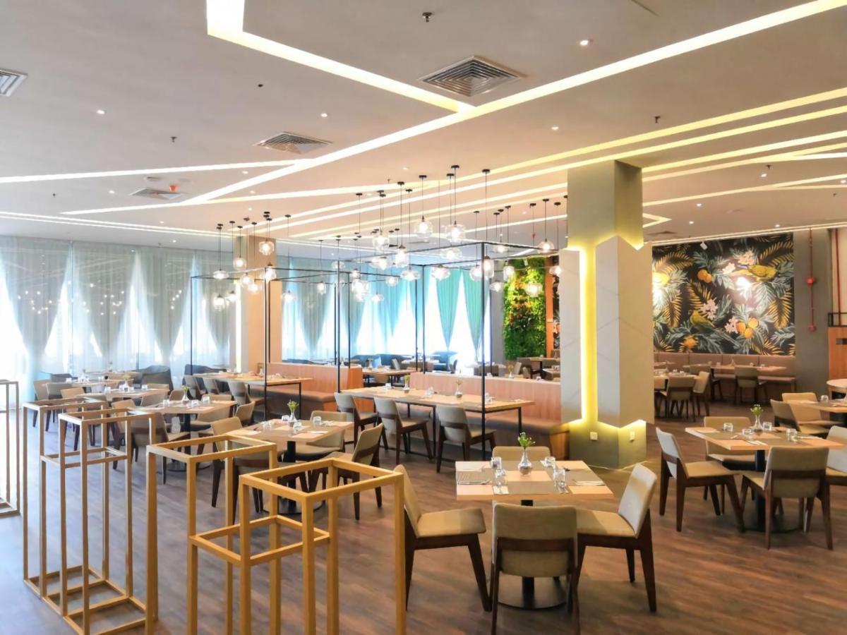 Austin Park Hotel Johor Bahru Exterior photo