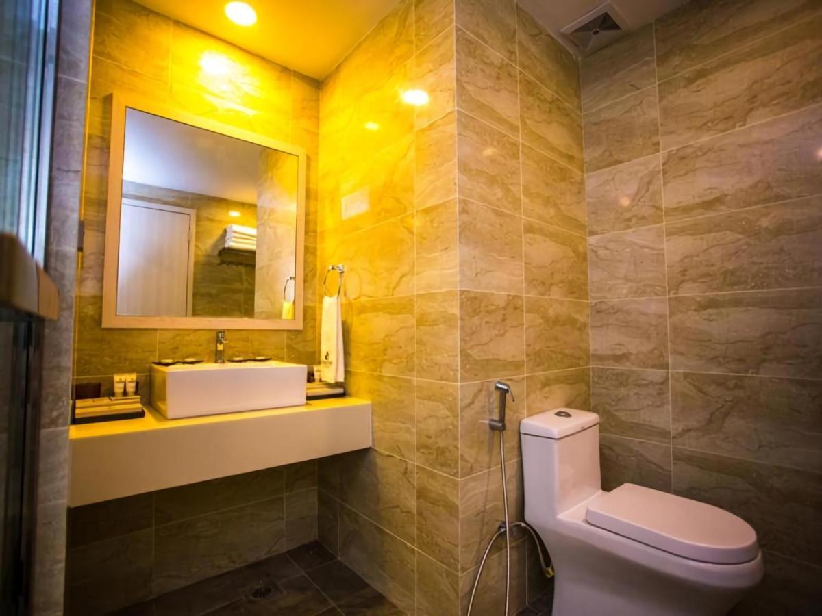 Austin Park Hotel Johor Bahru Exterior photo